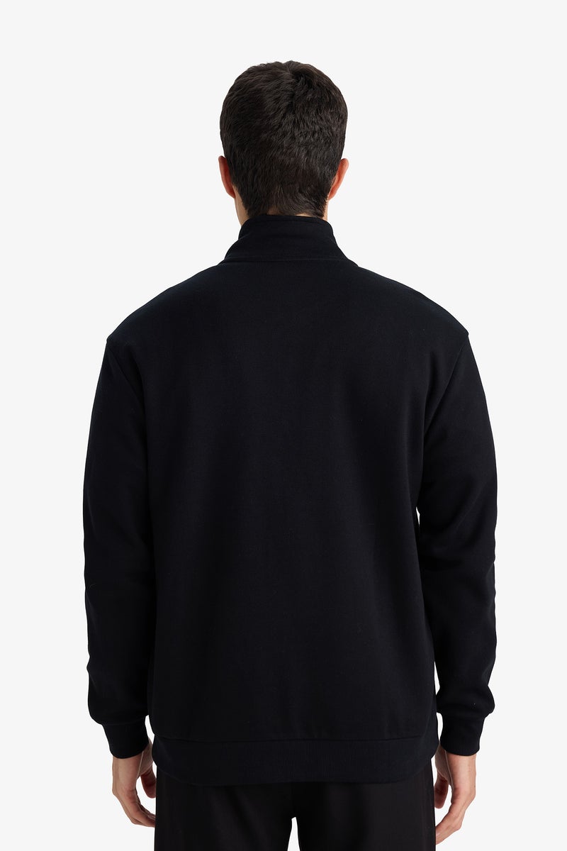 ديفاكتو كارديجان بسوسته وياقة عالية - Image 5